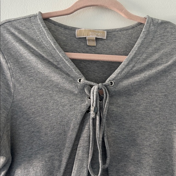 ▪️ MICHAEL KORS ▪️Lace Up Top - Picture 2 of 7
